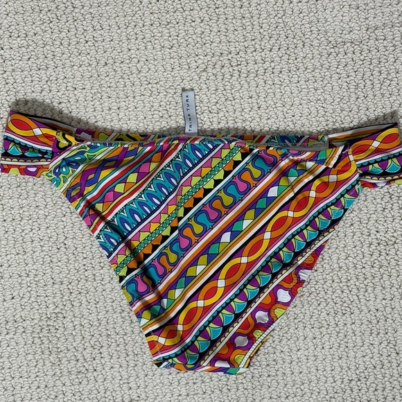 Trina Turk Women Peruvian Stripe Bikini Swimsuit Bottom Beach Pool Vibrant sz 10 - Picture 2 of 8